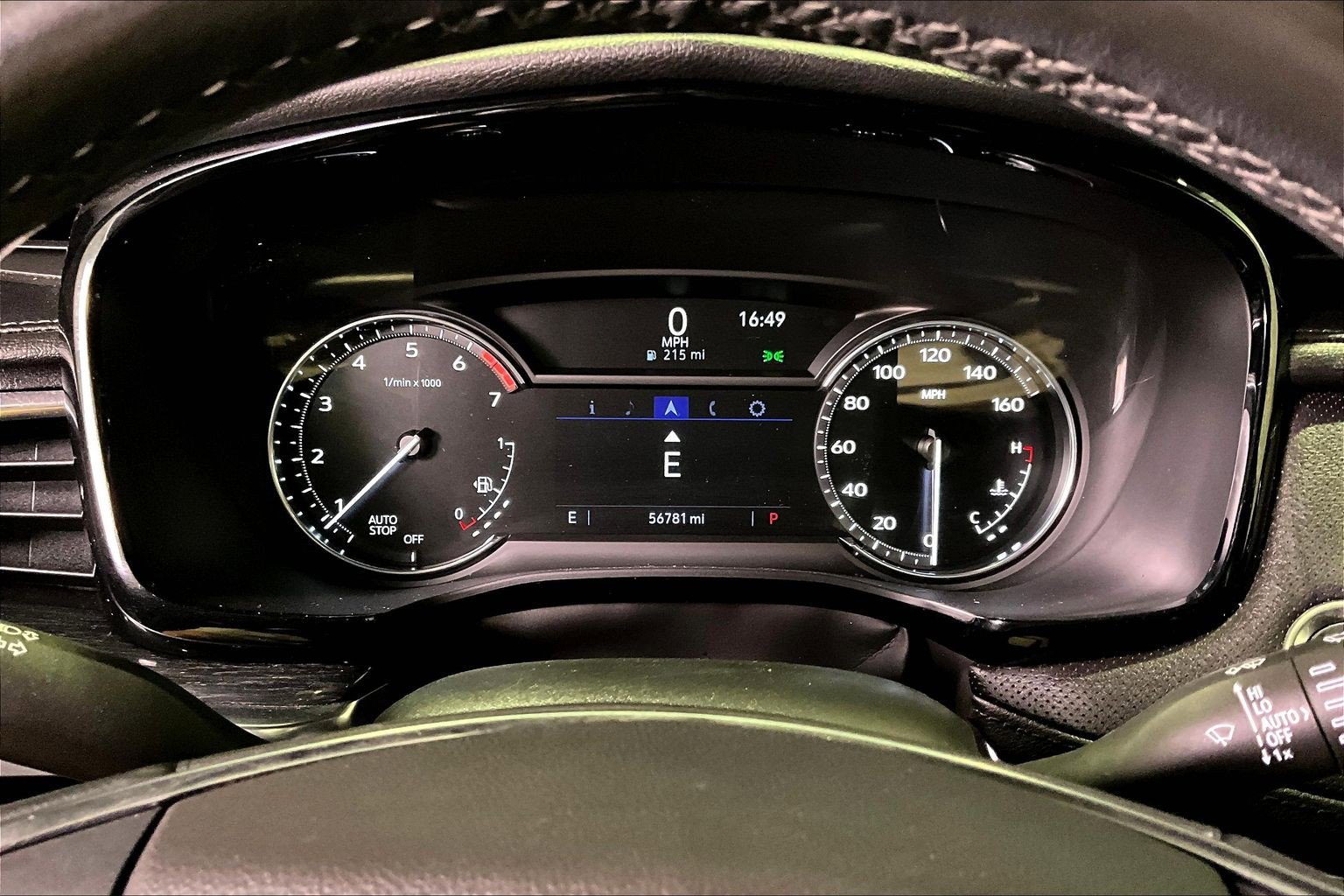 Used 2022 Cadillac XT5 Premium Luxury FWD image 13