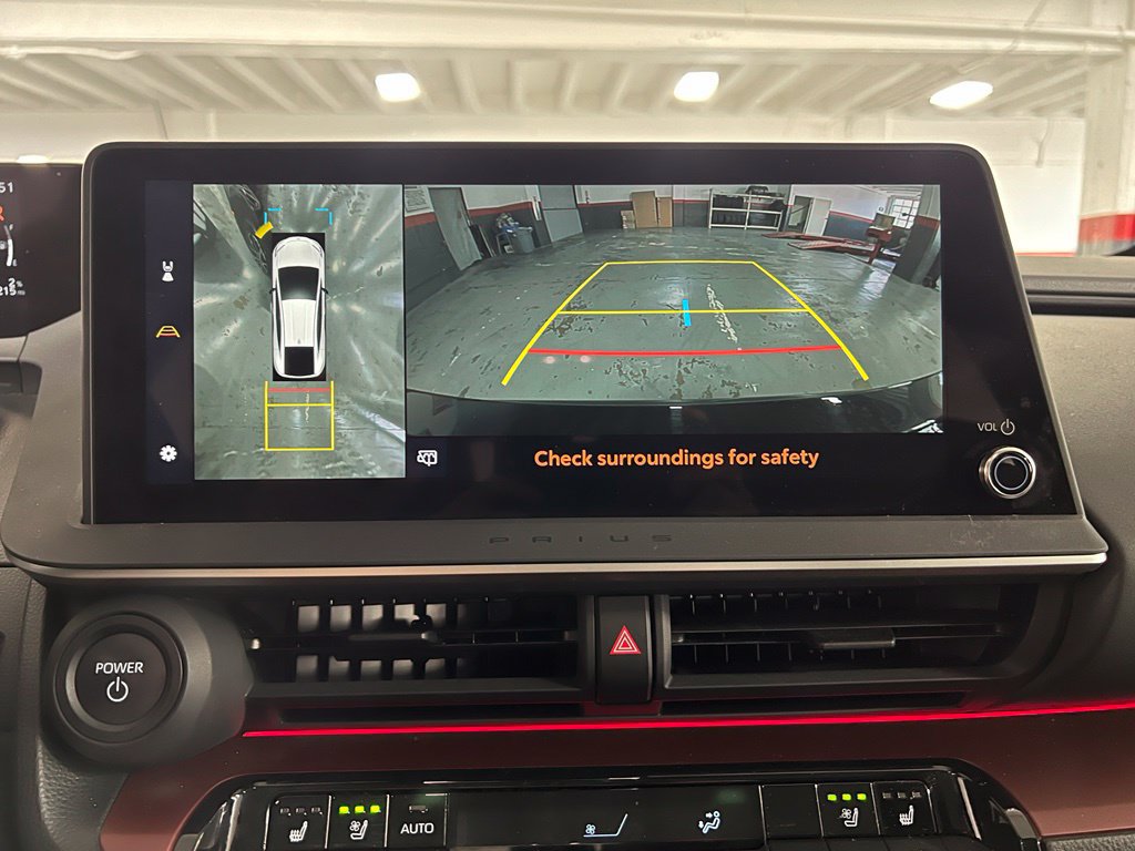 Used 2024 Toyota Prius Prime Premium w/ Advanced Technology Package FWD image 31
