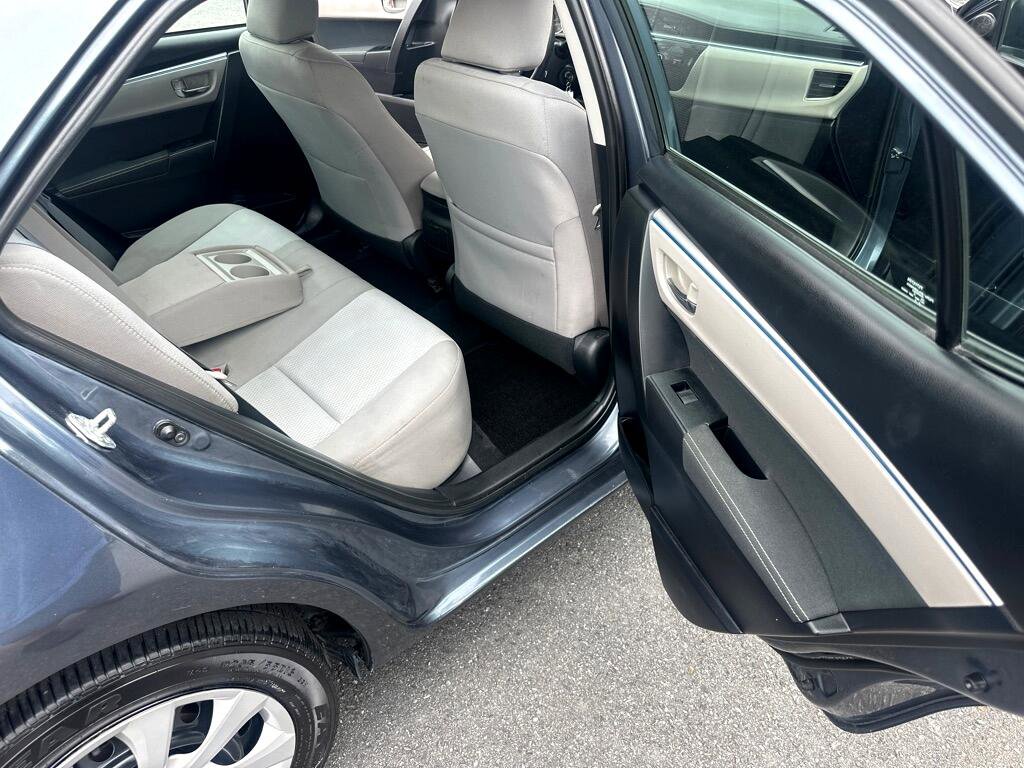 Used 2016 Toyota Corolla LE image 22