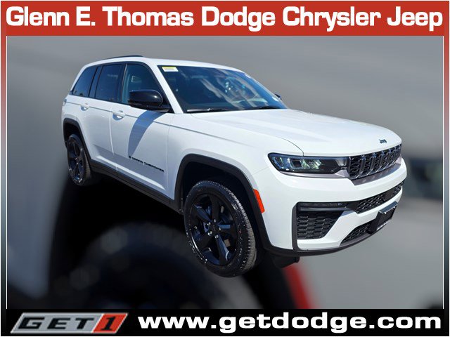 New 2026 Jeep Grand Cherokee Limited RWD image 1