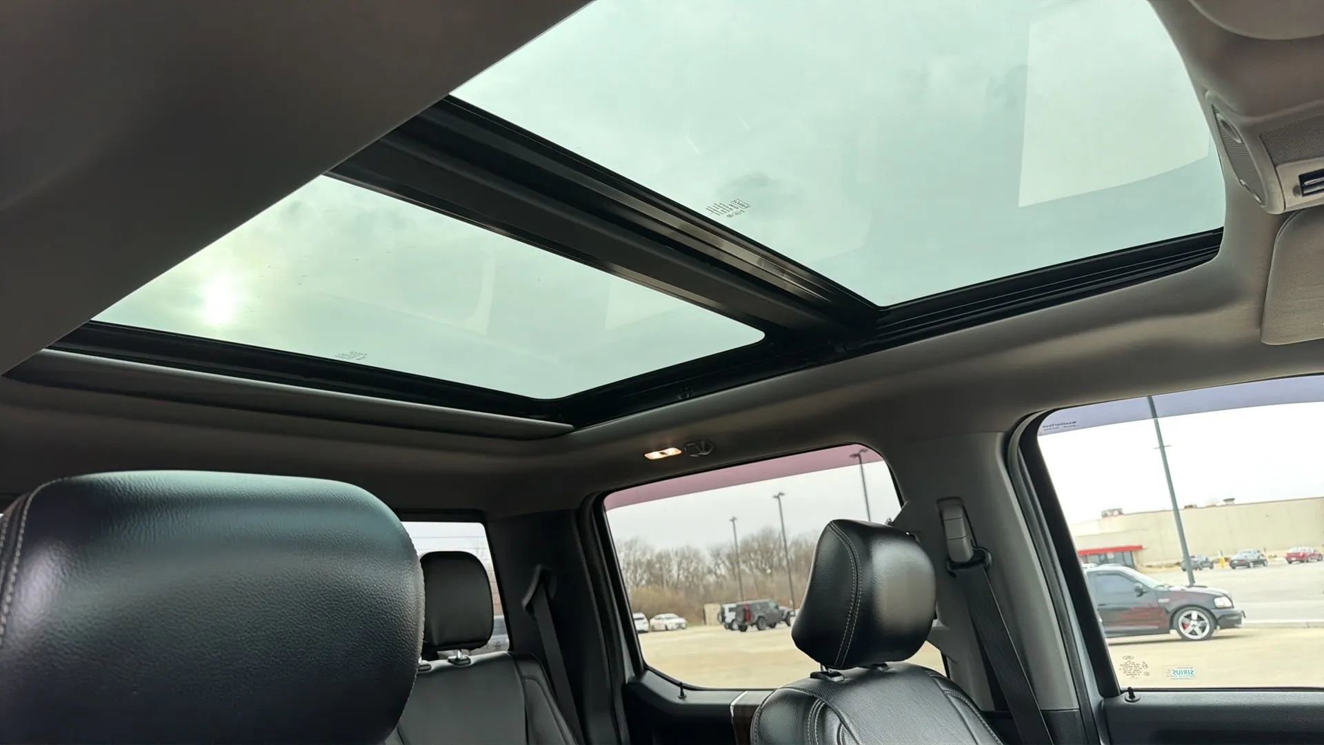 Used 2017 Ford F150 Lariat w/ Equipment Group 502A Luxury image 92