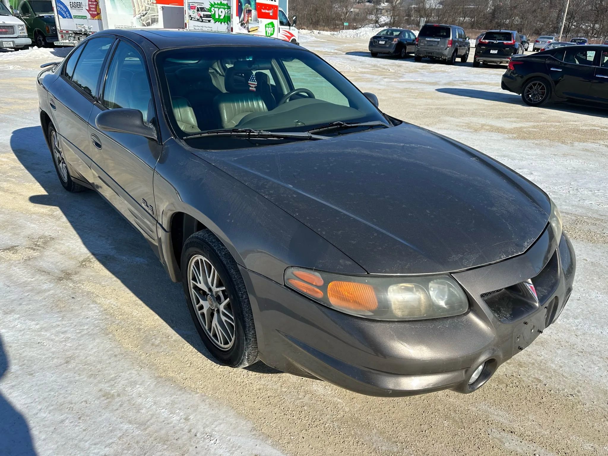 Used 2000 Pontiac Bonneville SLE image 6