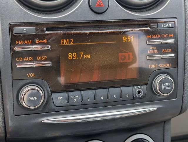 Used 2013 Nissan Rogue S w/ Special Edition Pkg FWD image 21