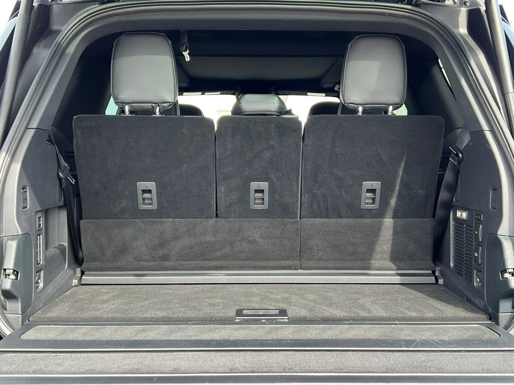 Used 2025 Lincoln Navigator Reserve w/ Jet Appearance Package image 39