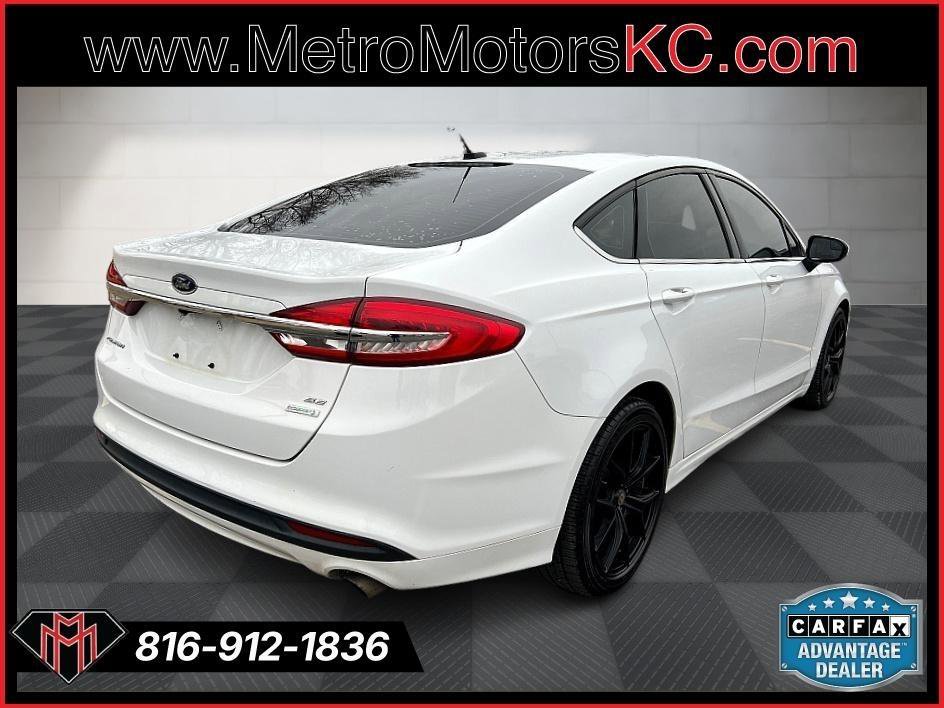 Used 2017 Ford Fusion SE image 6