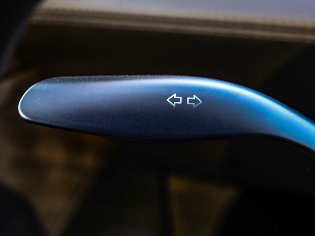 Used 2026 Tesla Model Y Long Range image 27