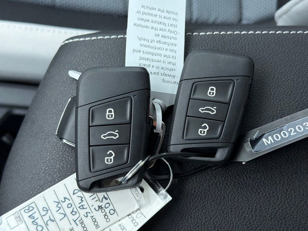 New 2026 Volkswagen Taos S image 14