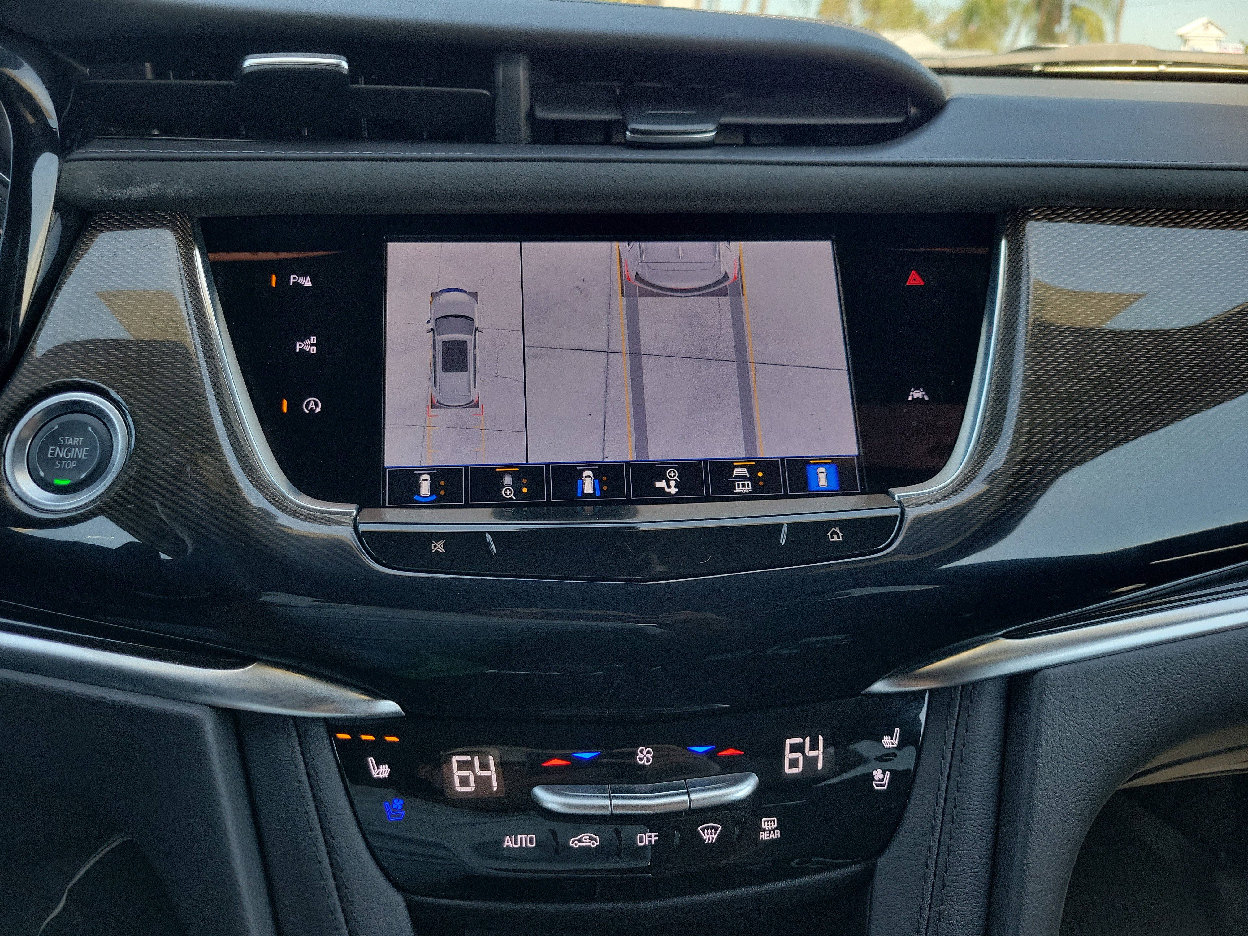 Certified 2025 Cadillac XT6 Premium Luxury w/ Platinum Package image 23