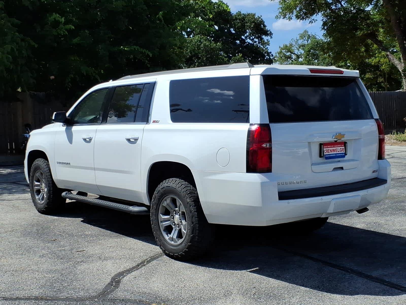Used 2020 Chevrolet Suburban LT AWD/4WD image 17