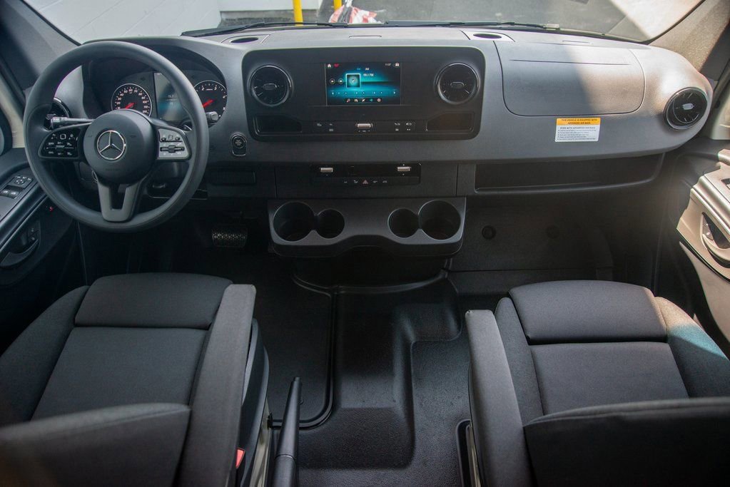 Used 2024 Mercedes-Benz Sprinter 144 Cargo image 28