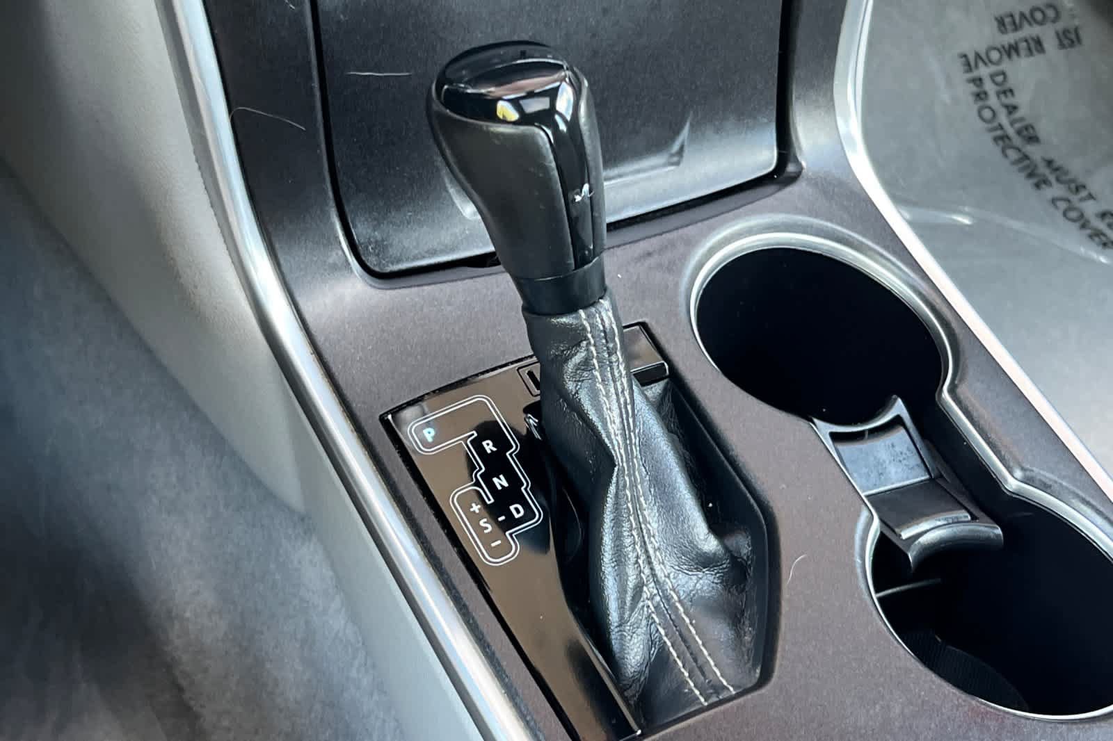 Used 2015 Toyota Camry XLE w/ Advanced Technology Package FWD image 23