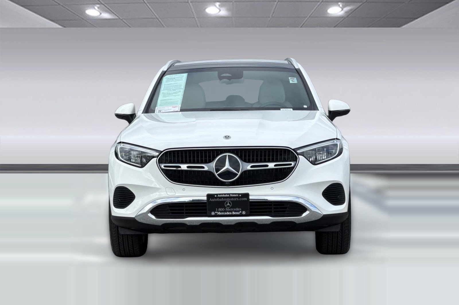 Certified 2025 Mercedes-Benz GLC 300 4MATIC image 5