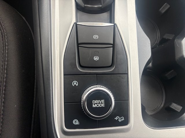 Used 2023 Ford Explorer XLT AWD/4WD image 17