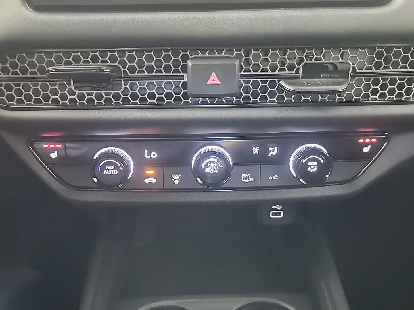 Certified 2024 Honda HR-V Sport image 28