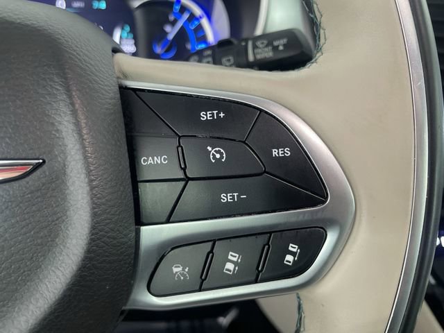 Used 2018 Chrysler Pacifica Limited w/ Advanced Safetytec Group image 31