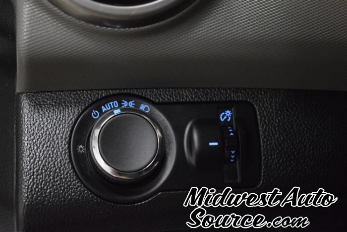 Used 2015 Chevrolet Sonic LT FWD image 15