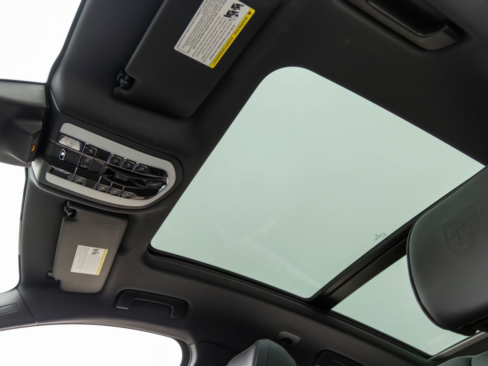 Certified 2026 Porsche Macan AWD/4WD image 29