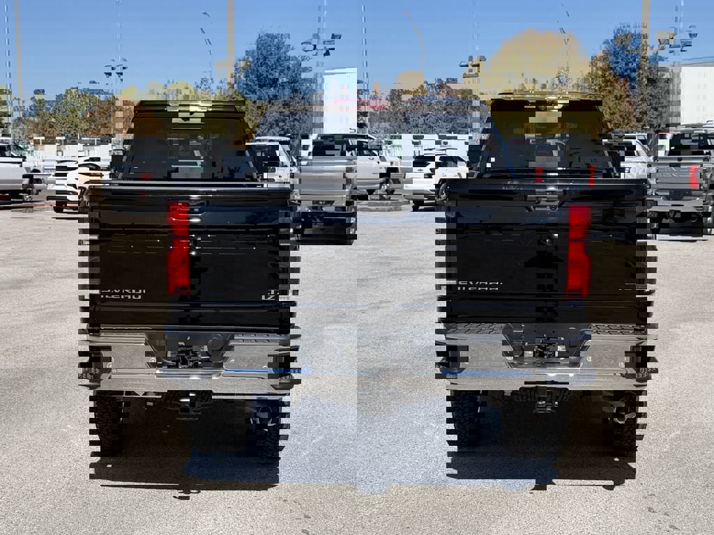 New 2026 Chevrolet Silverado 2500 LTZ w/ LTZ Premium Package image 5