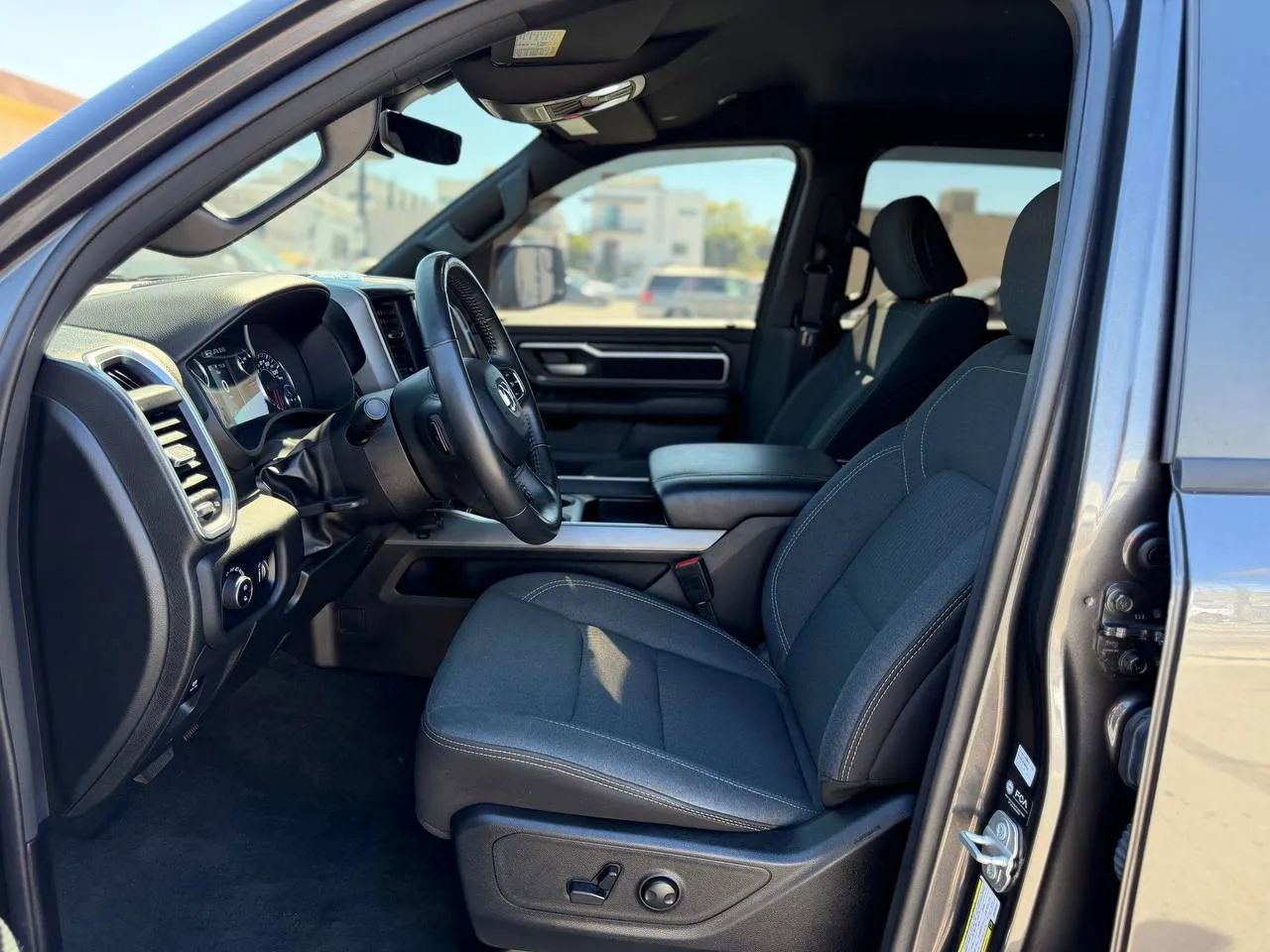 Used 2024 RAM 1500 Big Horn image 24