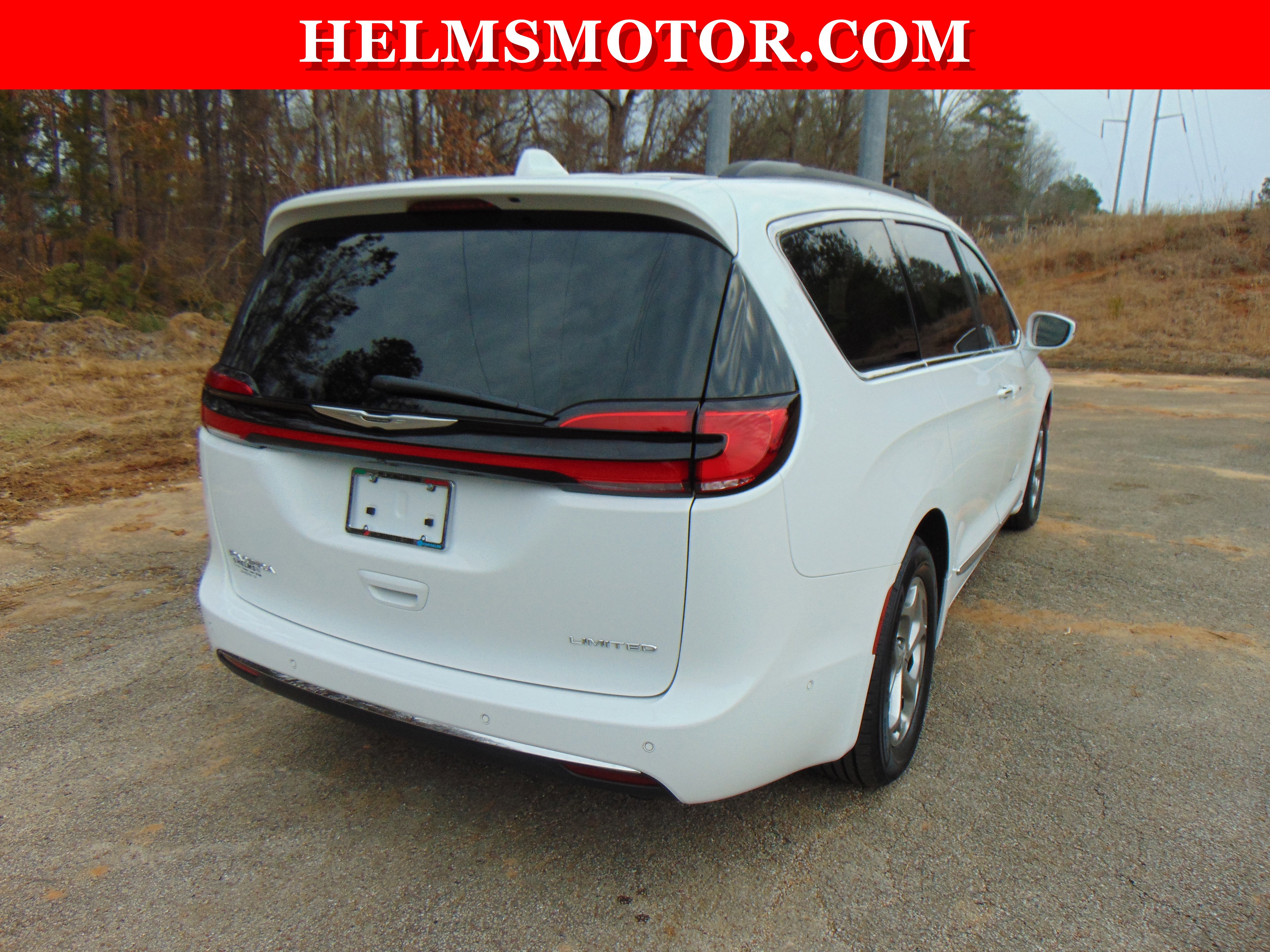 Certified 2022 Chrysler Pacifica Limited w/ Uconnect Theater Family Group image 21