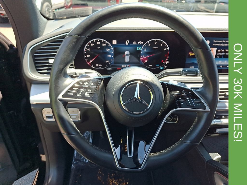 Used 2025 Mercedes-Benz GLE 350 4MATIC w/ Driver Assistance Package image 19