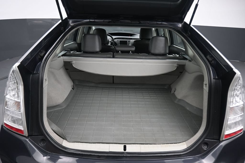 Used 2011 Toyota Prius Five w/ Advanced Technology Pkg FWD image 40