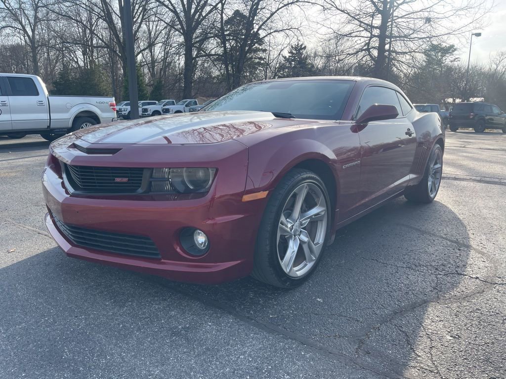Used 2010 Chevrolet Camaro SS w/ RS Package image 2