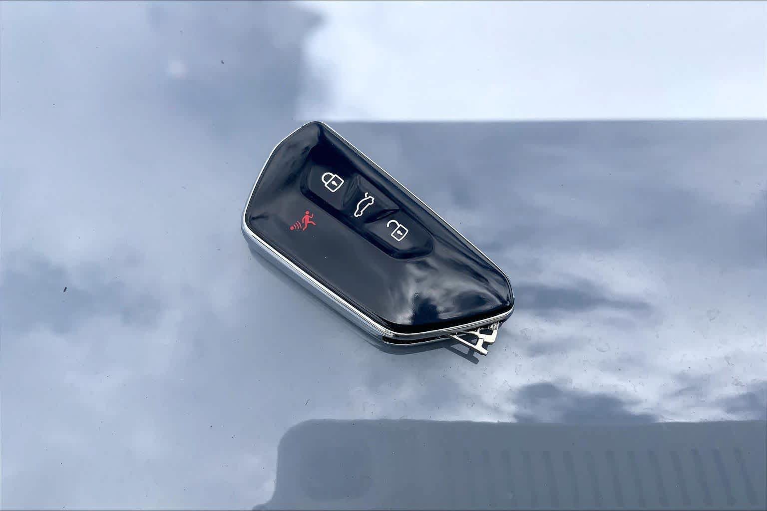 Used 2021 Volkswagen ID.4 Pro S RWD image 19