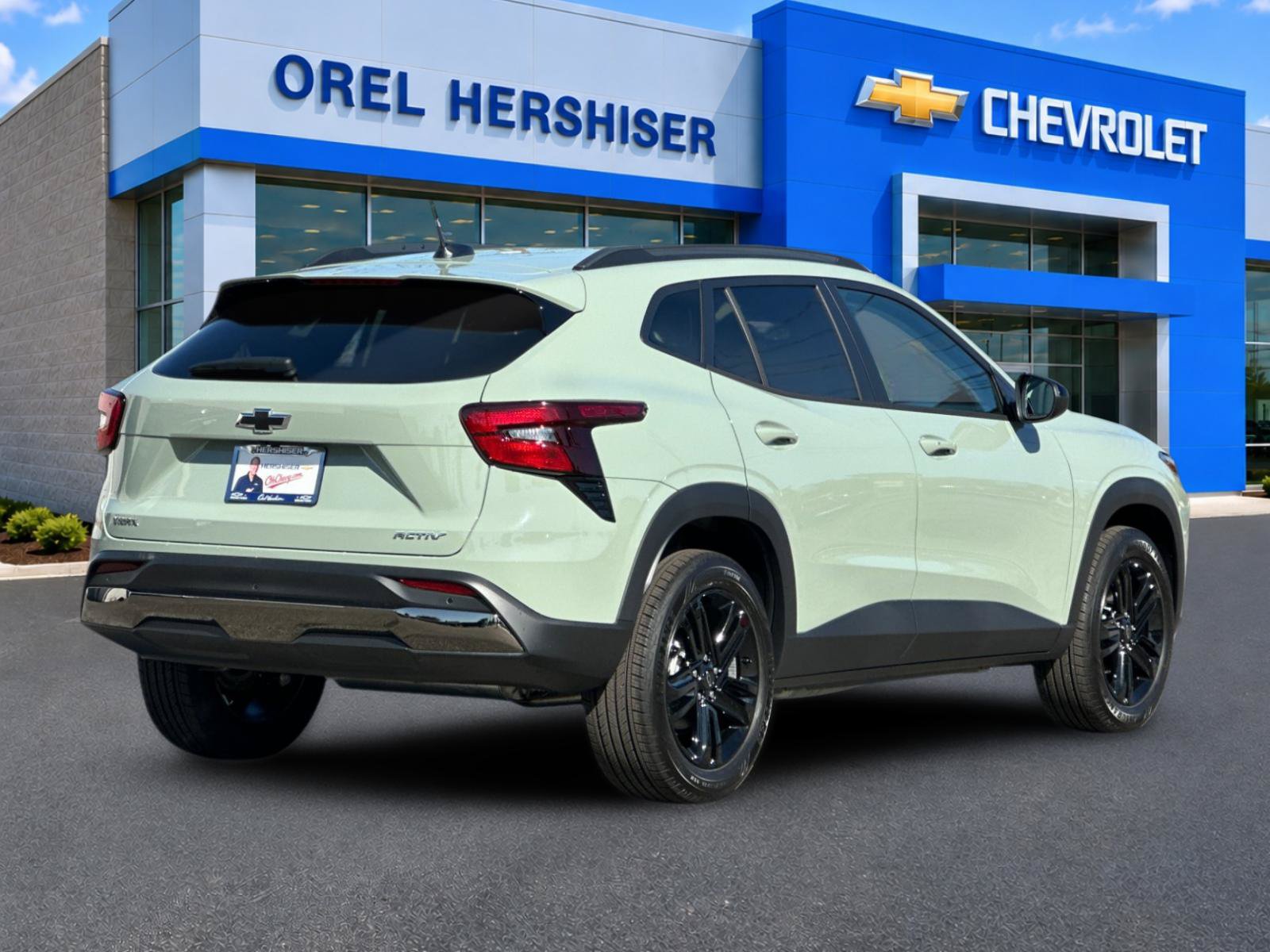 New 2026 Chevrolet Trax ACTIV w/ Driver Confidence Package FWD image 4