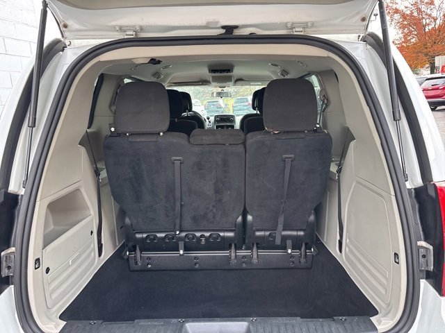 Used 2016 Dodge Grand Caravan SE w/ Quick Order Package 29E SE image 10