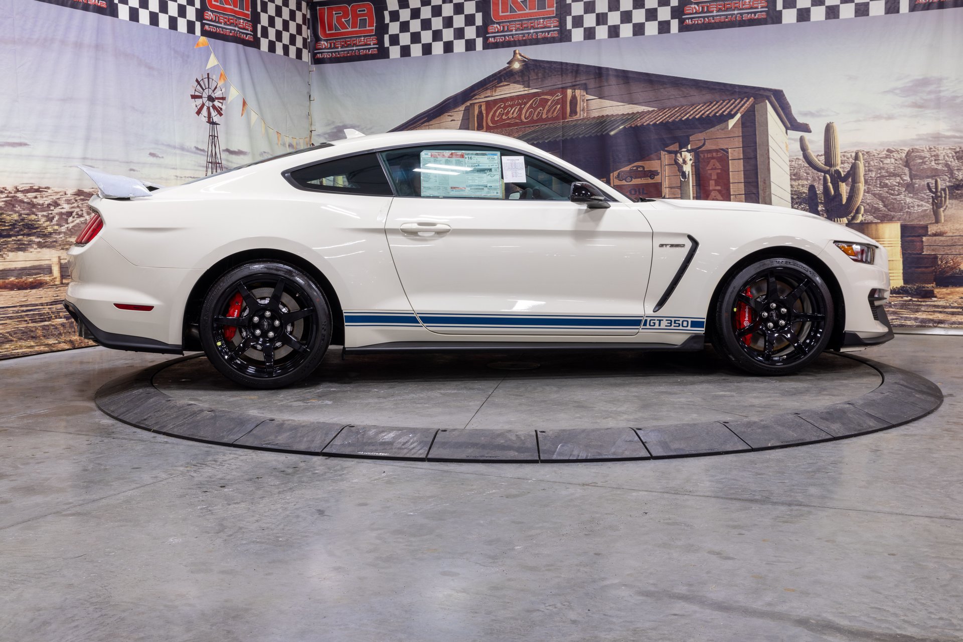 Used 2020 Ford Mustang Shelby GT350R w/ GT350R Equipment Group 920A image 8