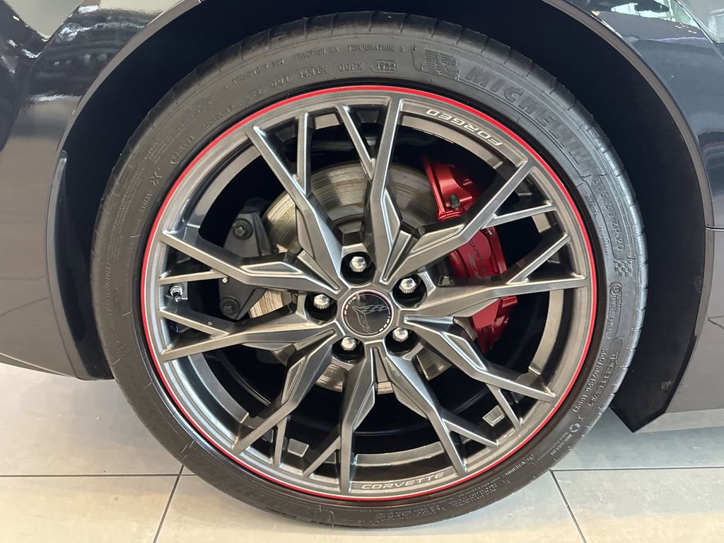 Used 2023 Chevrolet Corvette Stingray Premium Conv w/ Z51 Performance Package image 16