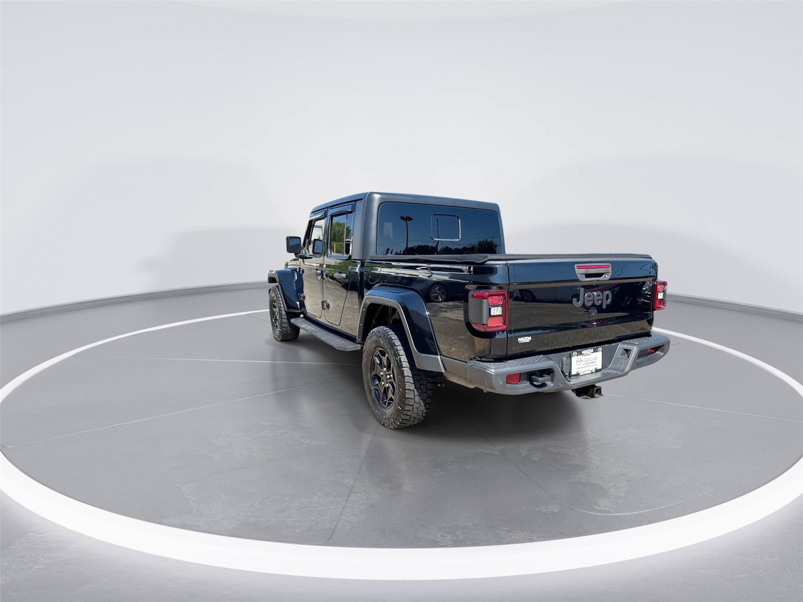 Used 2021 Jeep Gladiator Sport AWD/4WD image 6