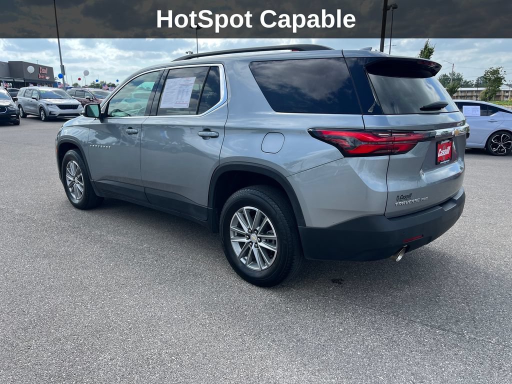 Used 2023 Chevrolet Traverse LT AWD/4WD image 3