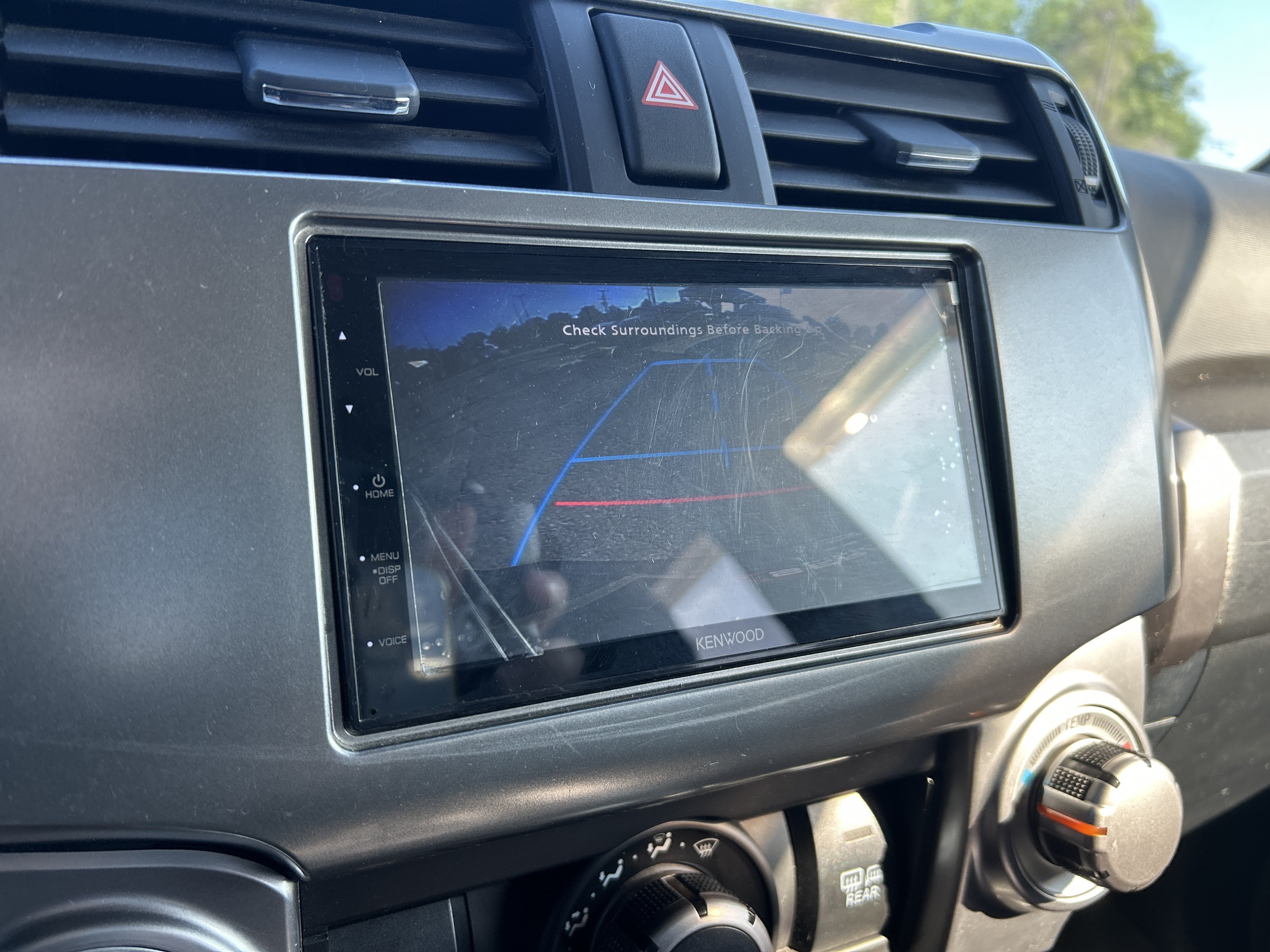 Used 2015 Toyota 4Runner SR5 AWD/4WD image 18