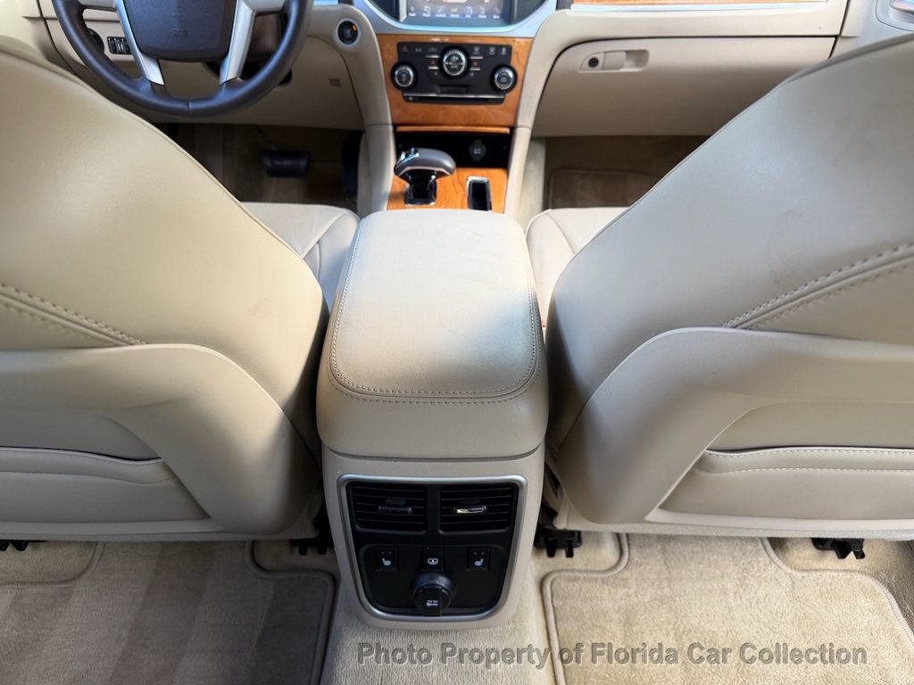 Used 2013 Chrysler 300 C RWD image 42