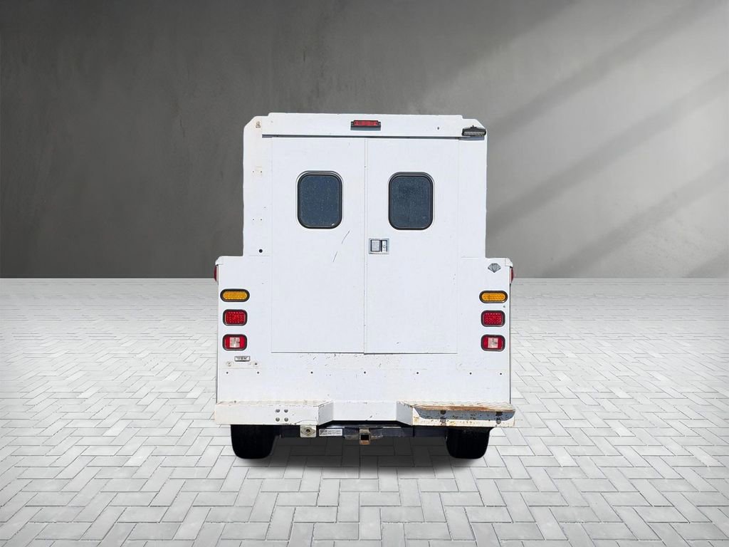 Used 2009 Ford F350 XL image 6