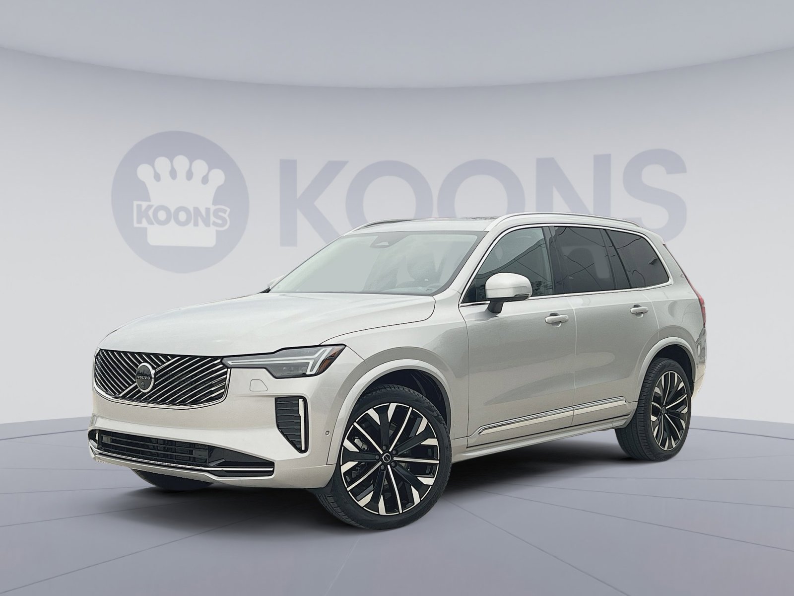 Used 2025 Volvo XC90 B6 Plus AWD/4WD image 1
