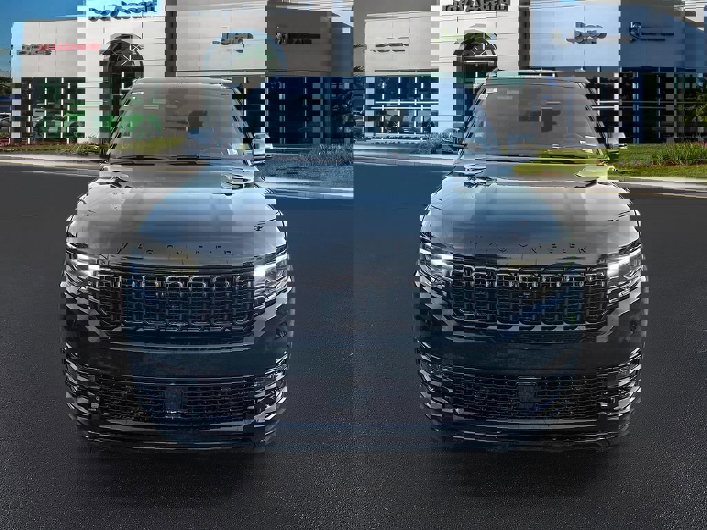 New 2025 Jeep Wagoneer Series II w/ Convenience Group I image 2