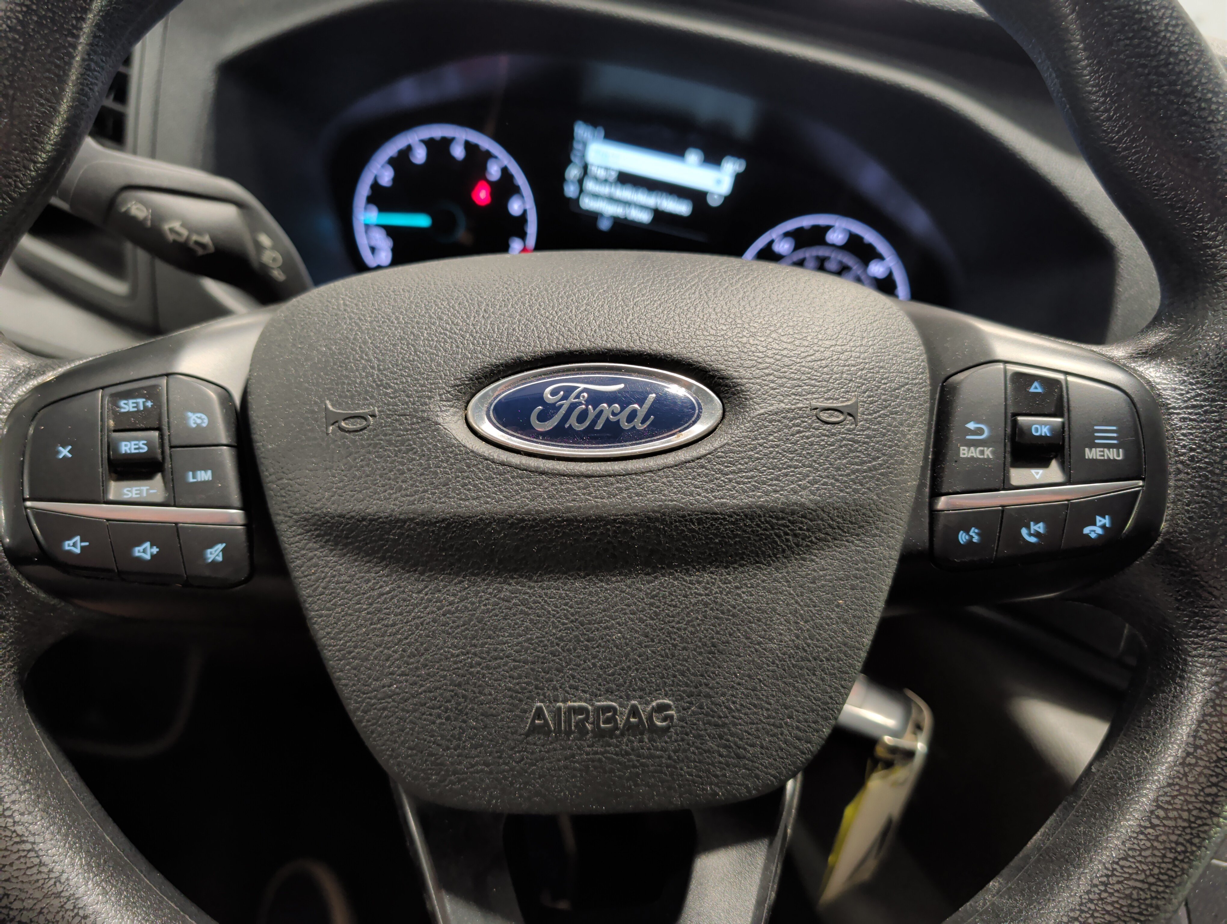 Used 2023 Ford Transit 250 Medium Roof AWD image 10