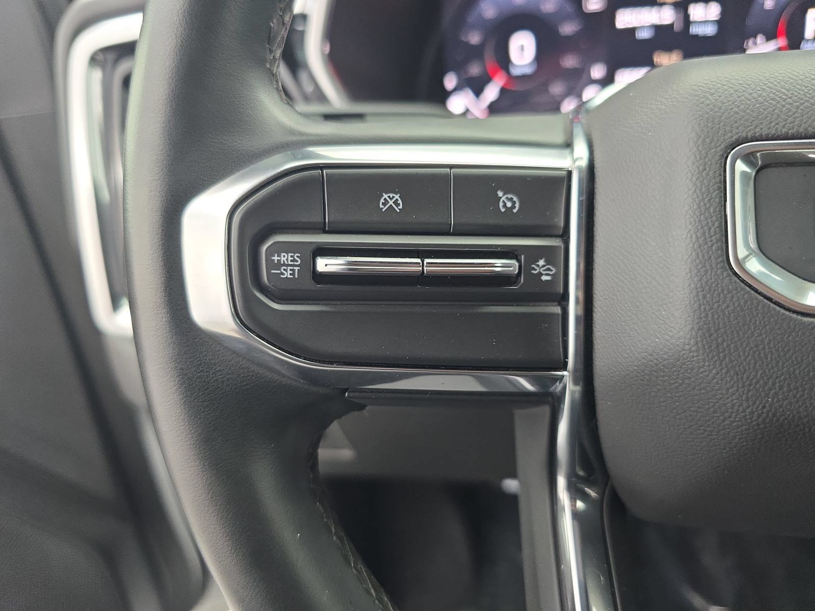 Used 2025 GMC Canyon Elevation w/ Convenience Package AWD/4WD image 16
