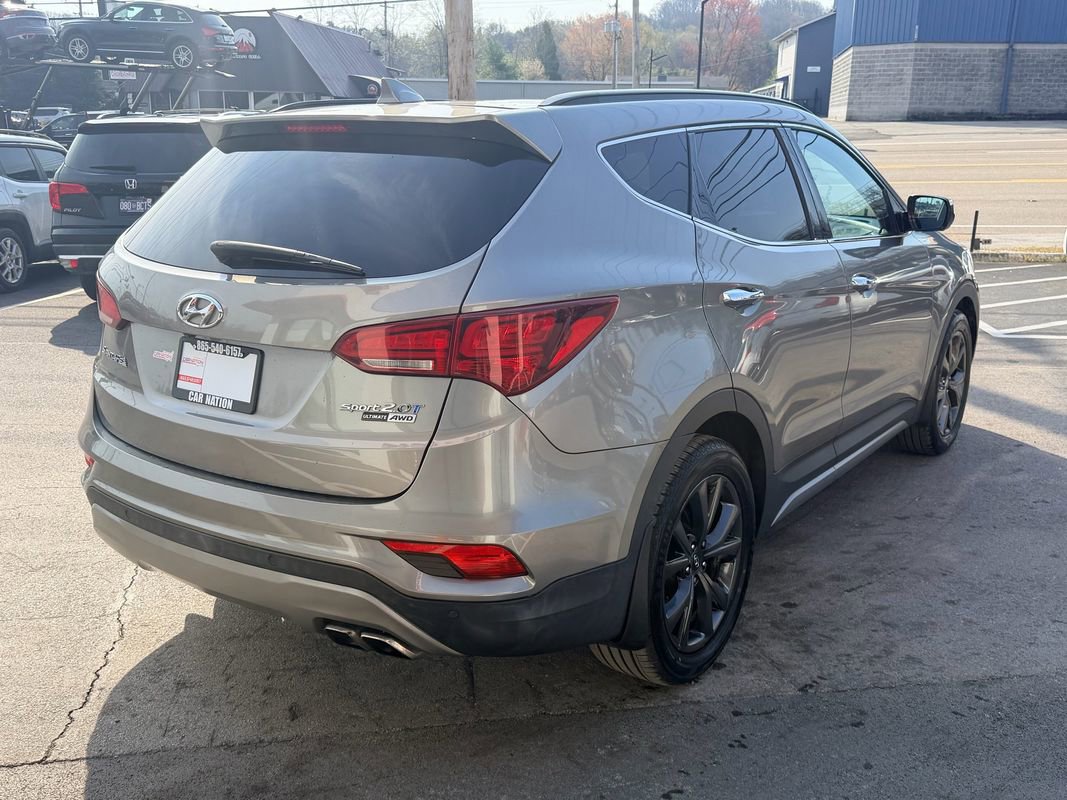 Used 2017 Hyundai Santa Fe Sport image 6