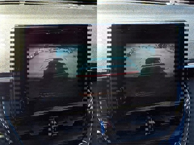 Used 2024 Toyota Corolla Cross LE image 4