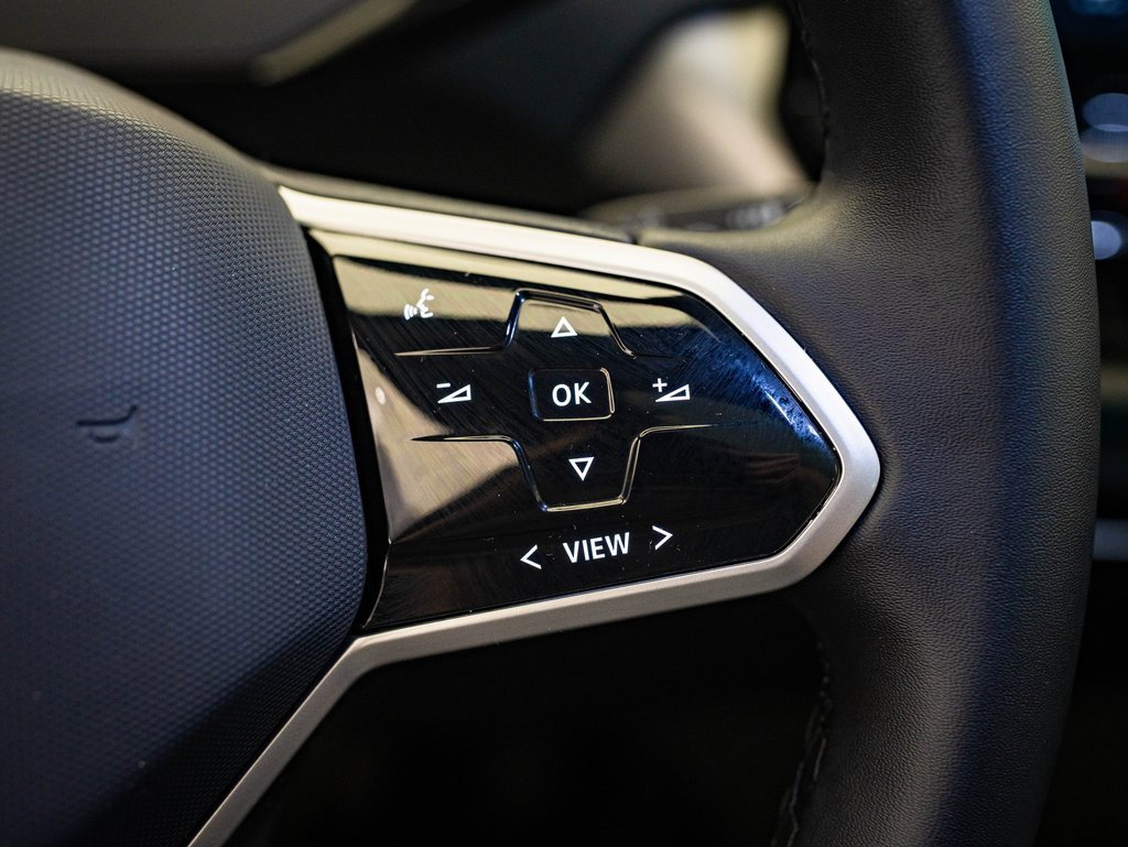 Used 2024 Volkswagen ID.4 S image 25