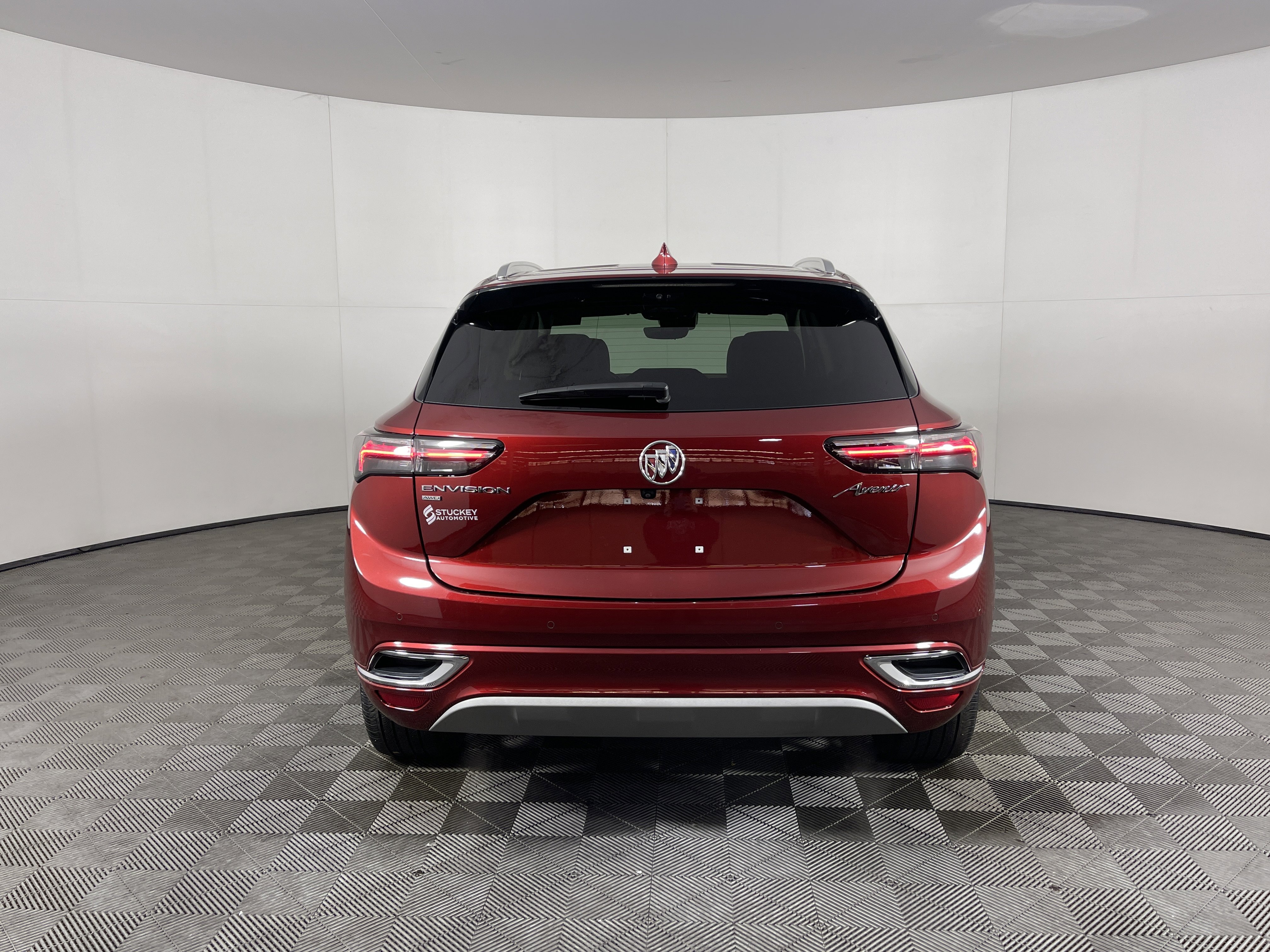 Used 2023 Buick Envision Avenir image 4