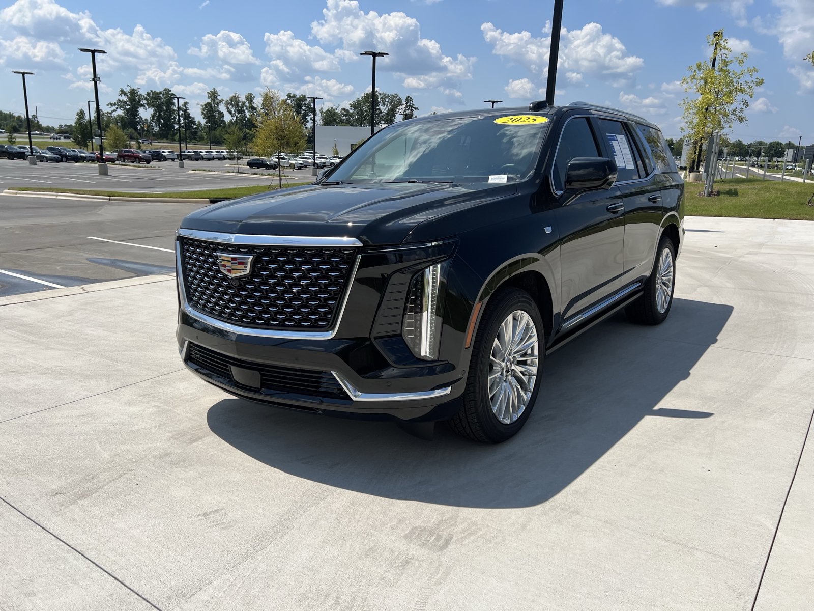 Used 2025 Cadillac Escalade Premium Luxury w/ Touring Package AWD/4WD image 4