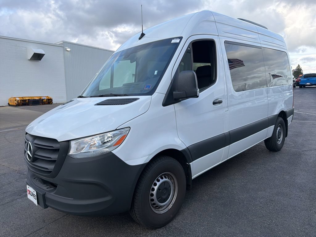 Used 2024 Mercedes-Benz Sprinter 2500 image 9