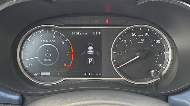Used 2024 Nissan Versa SV FWD image 19