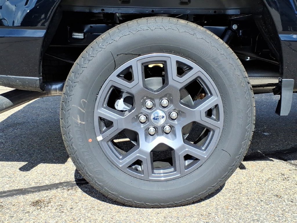 New 2026 Ford F150 STX w/ Equipment Group 200A AWD/4WD image 9