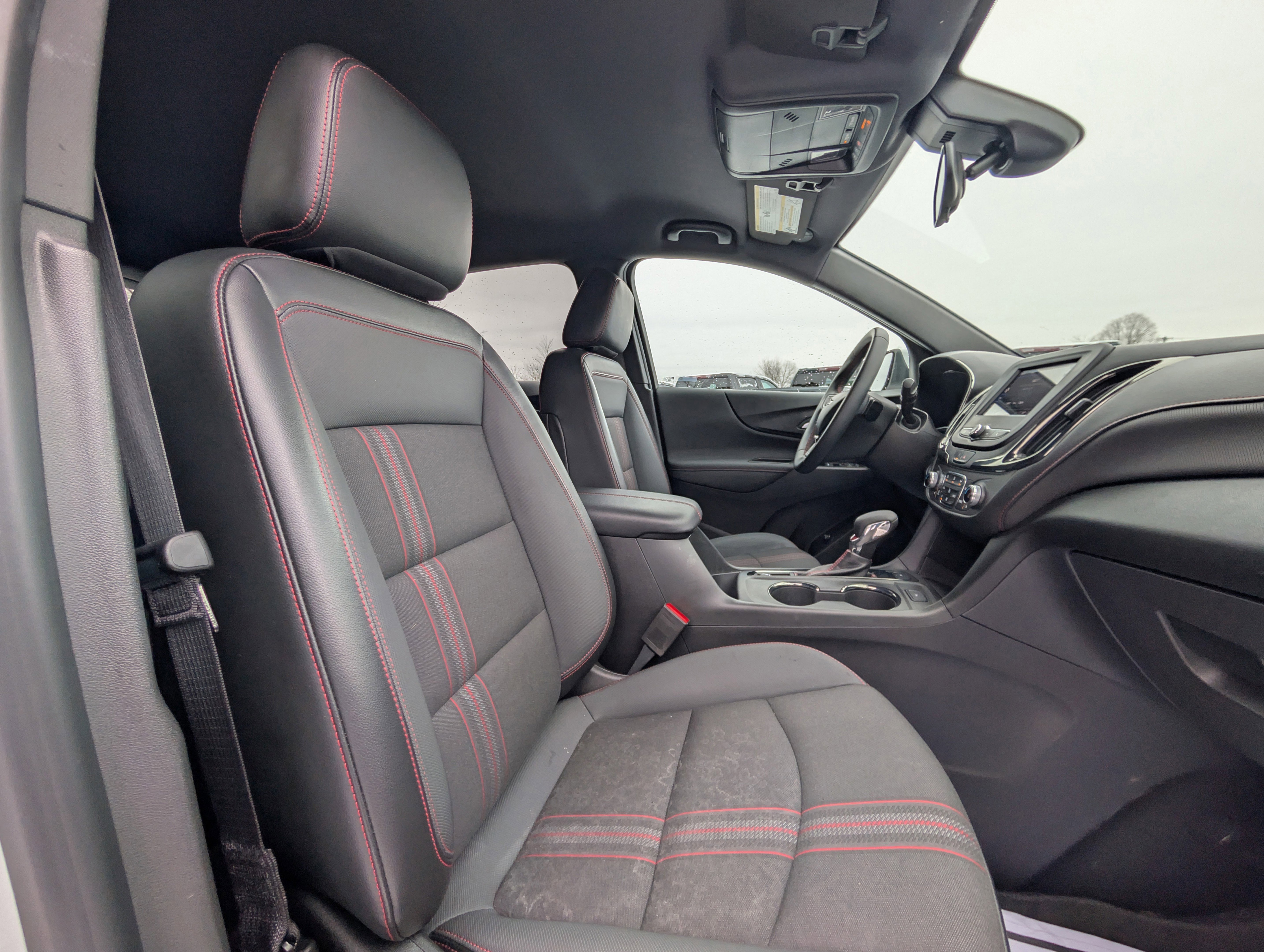 Used 2023 Chevrolet Equinox RS image 42